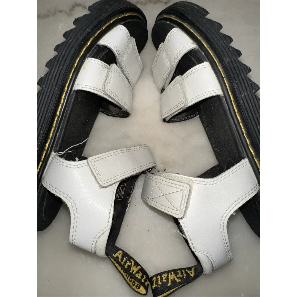 Dr. Martens product pair